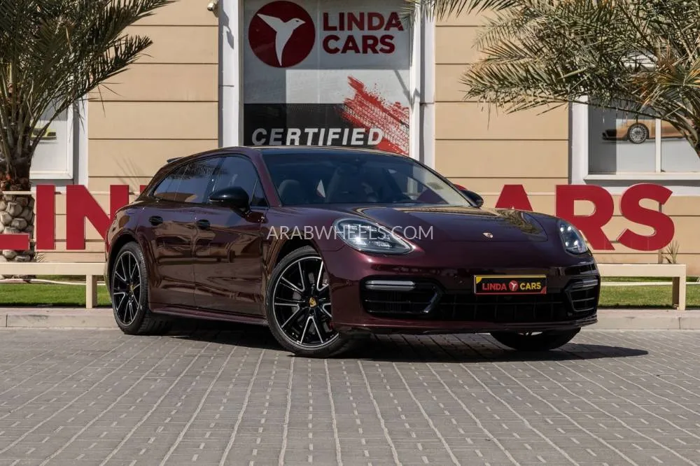 Porsche Panamera 2018 for Sale in Dubai Image-3
