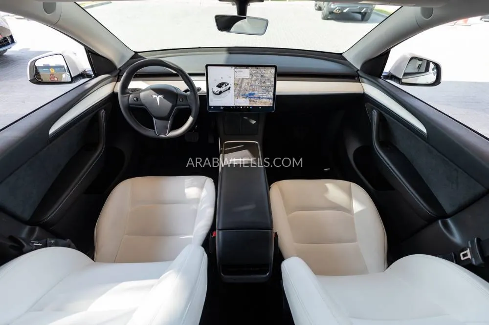 Tesla Model Y 2023 for Sale in Dubai Image-14