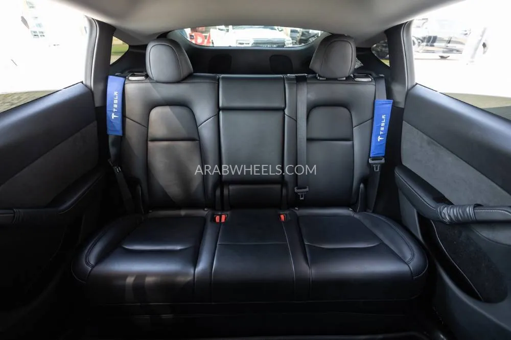 Tesla Model Y 2024 for Sale in Dubai Image-23