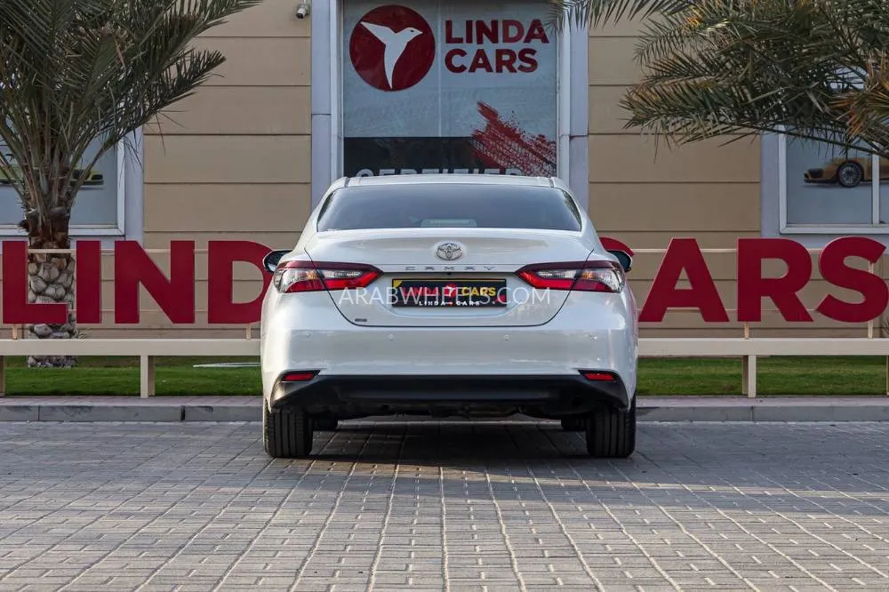 Toyota Camry 2024 for Sale in Dubai Image-6