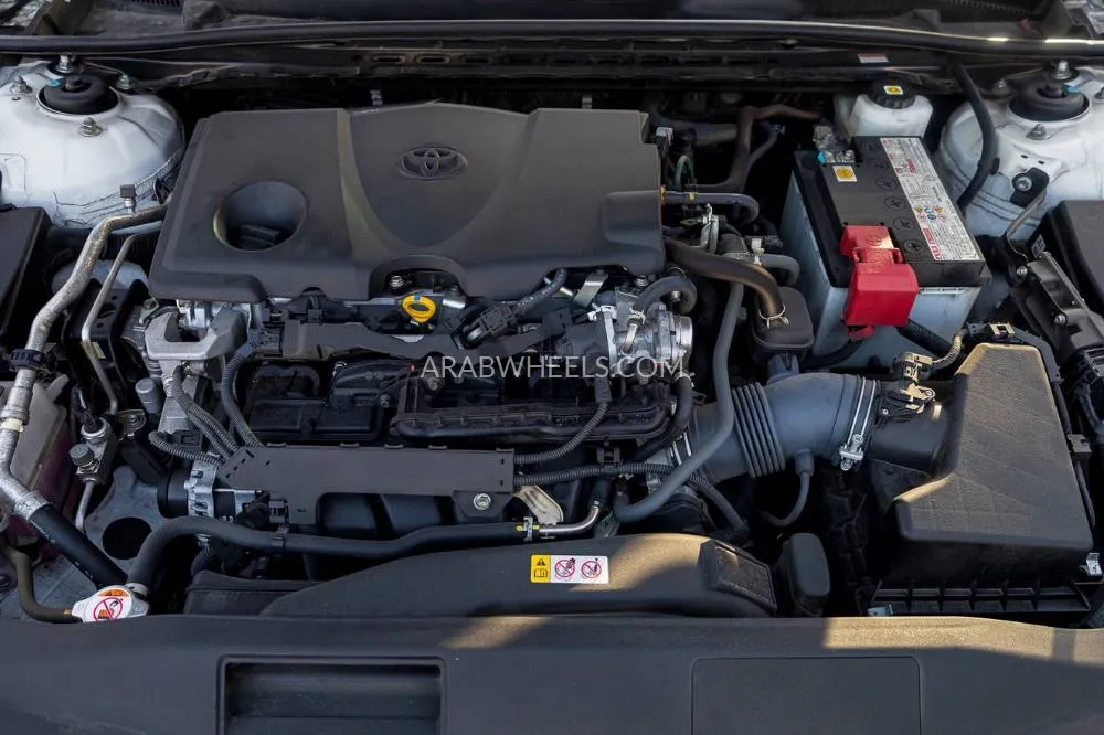 Toyota Camry 2024 for Sale in Dubai Image-11
