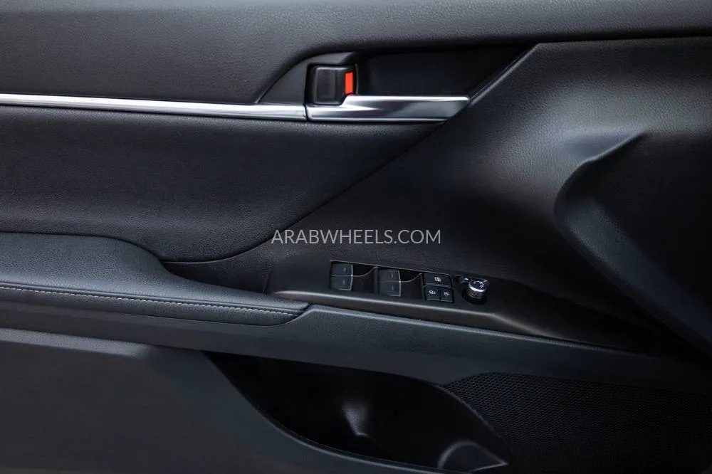 Toyota Camry 2024 for Sale in Dubai Image-14