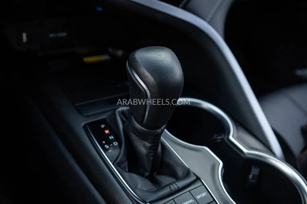 Toyota Camry 2024 for Sale in Dubai Image-22