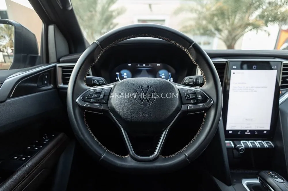 Volkswagen Amarok 2023 for Sale in Dubai Image-19
