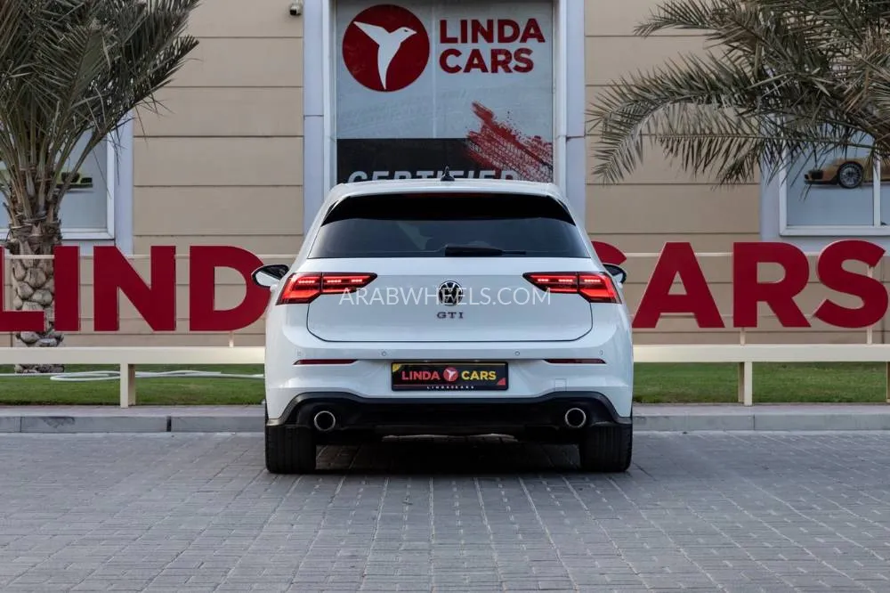 Volkswagen Golf GTI 2021 for Sale in Dubai Image-6