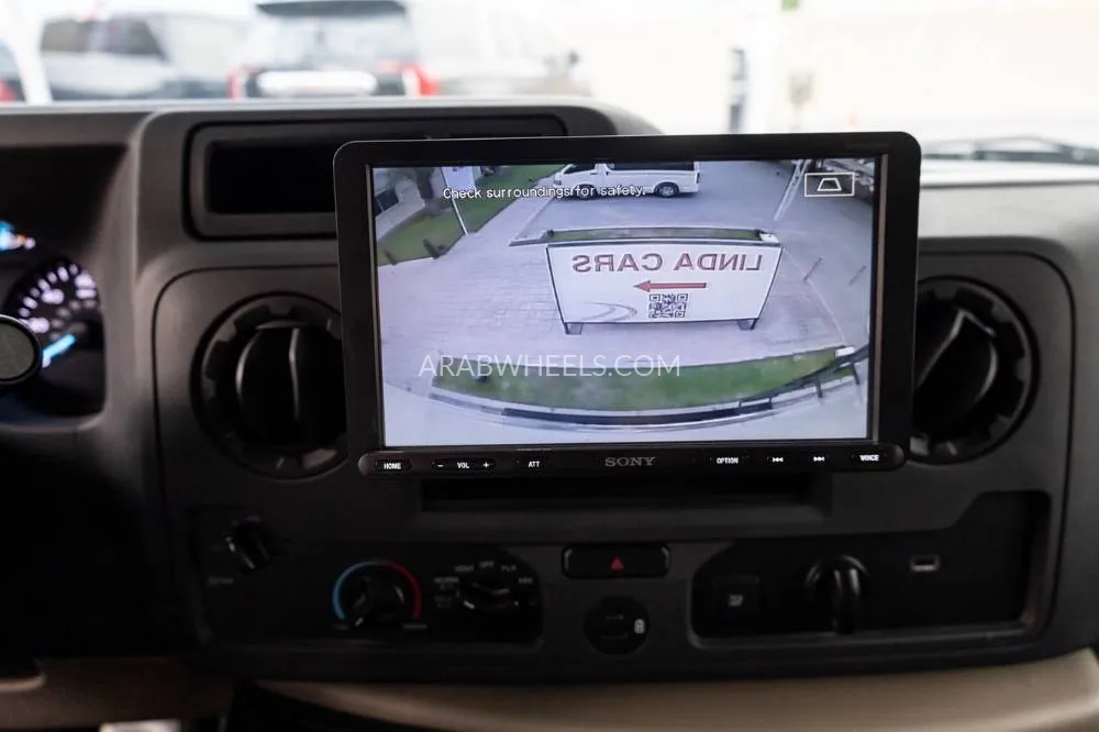 Ford E 450 2022 for Sale in Dubai Image-23