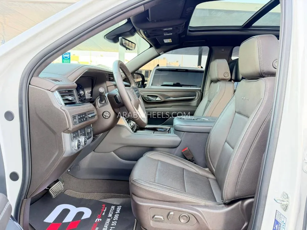 GMC Yukon 2023 for Sale in Abu Dhabi Image-7