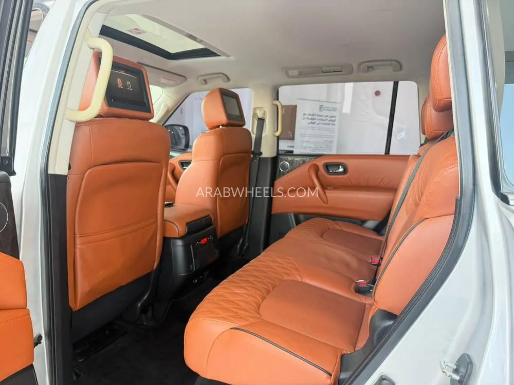 Nissan Patrol 2021 for Sale in Abu Dhabi Image-10