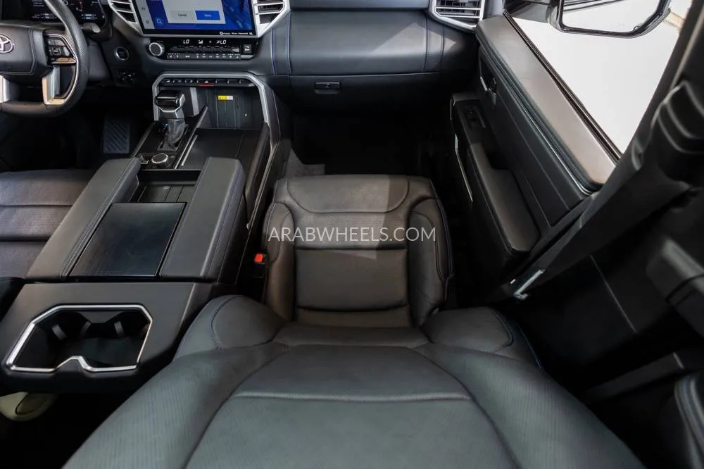 Toyota Tundra 2023 for Sale in Dubai Image-16