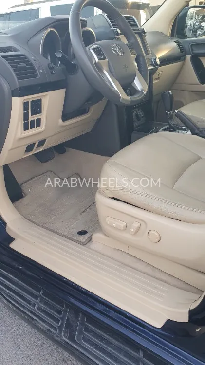 Toyota Land Cruiser Prado 2015 for Sale in Sharjah Image-5