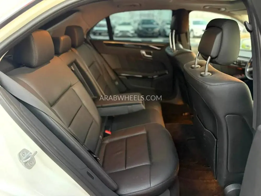 مرسيدس بنز كلاس E 2011 for Sale in دبي Image-11