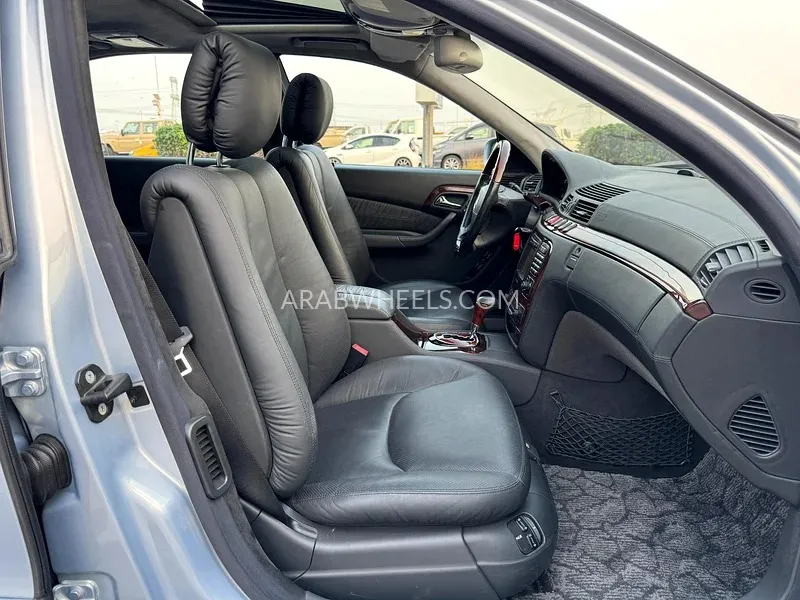 Mercedes Benz S Class 2001 for Sale in Dubai Image-7