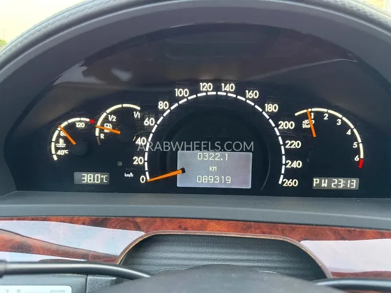 Mercedes Benz S Class 2001 for Sale in Dubai Image-12