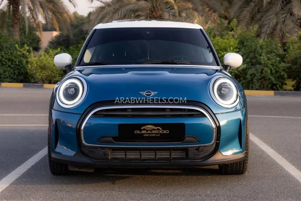 Mini Cooper 2022 for Sale in Sharjah Image-2
