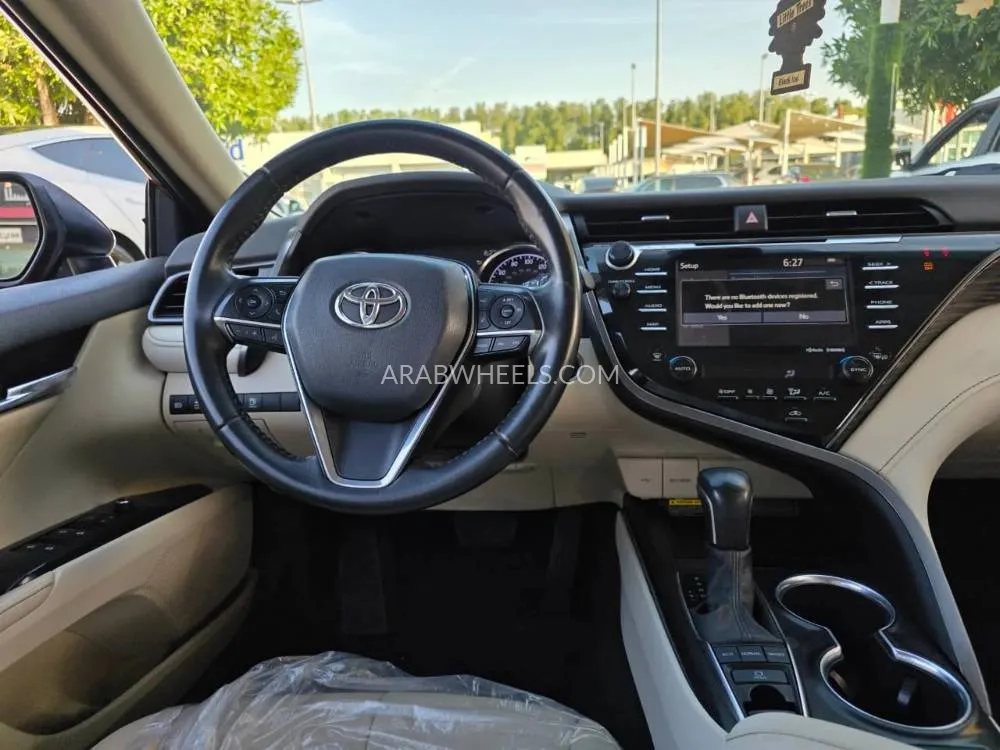 Toyota Camry 2020 for Sale in Sharjah Image-12