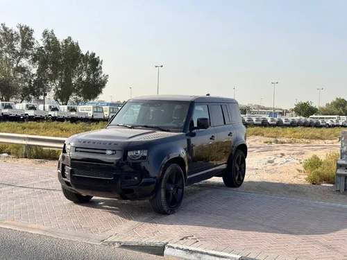 لاند روفر ديفندر 2025 for Sale