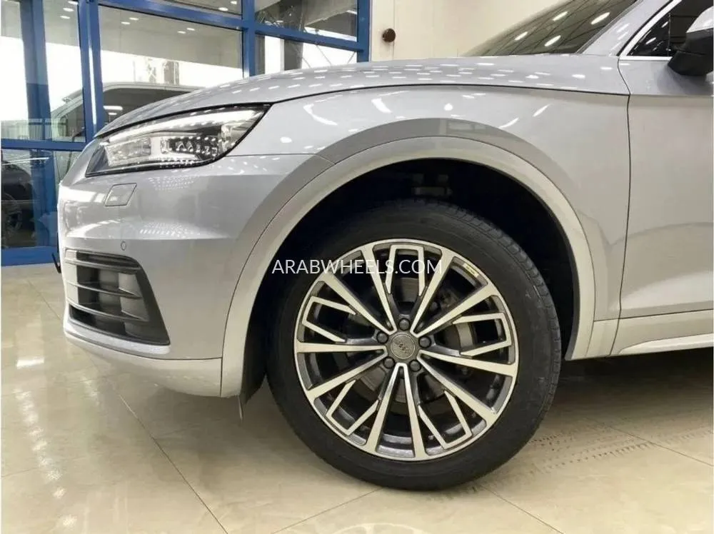 أودي Q5 2018 for Sale in دبي Image-5