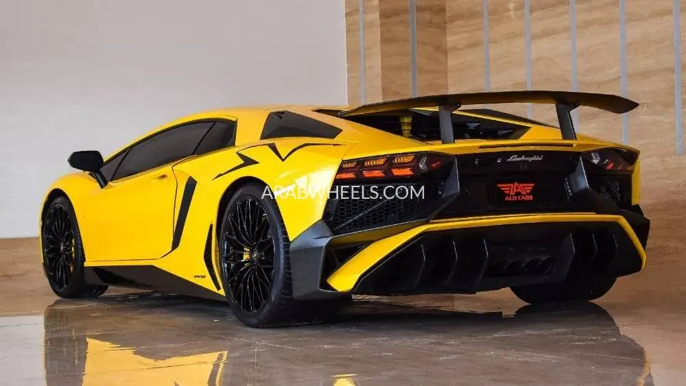 لامبورغيني أفينتادور 2016 for Sale in دبي Image-4