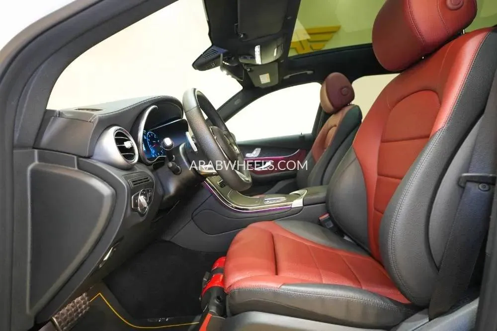 Mercedes Benz GLC Class 2021 for Sale in Dubai Image-8