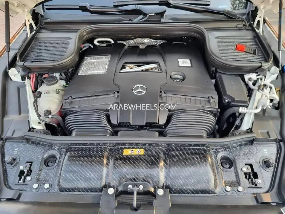 Mercedes Benz GLS 2022 for Sale in Dubai Image-8