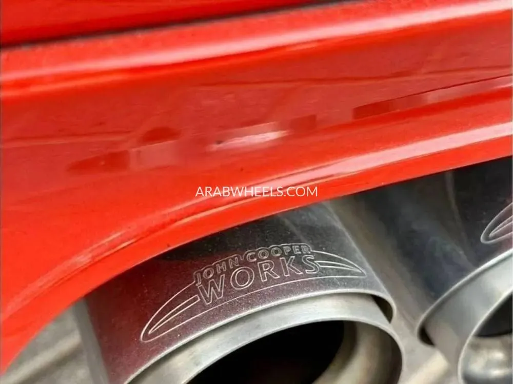 Mini Cooper 2019 for Sale in Dubai Image-16