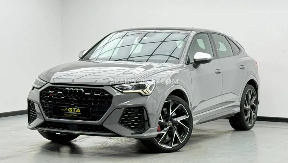أودي RS Q3 2023 for Sale in دبي Image-4