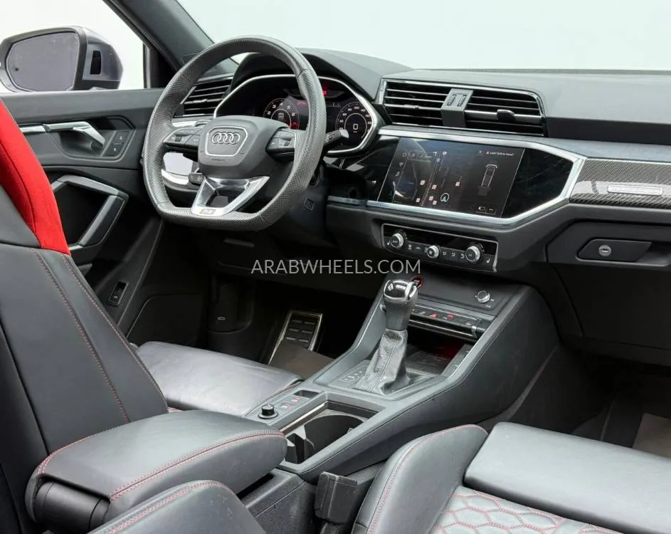 أودي RS Q3 2023 for Sale in دبي Image-13