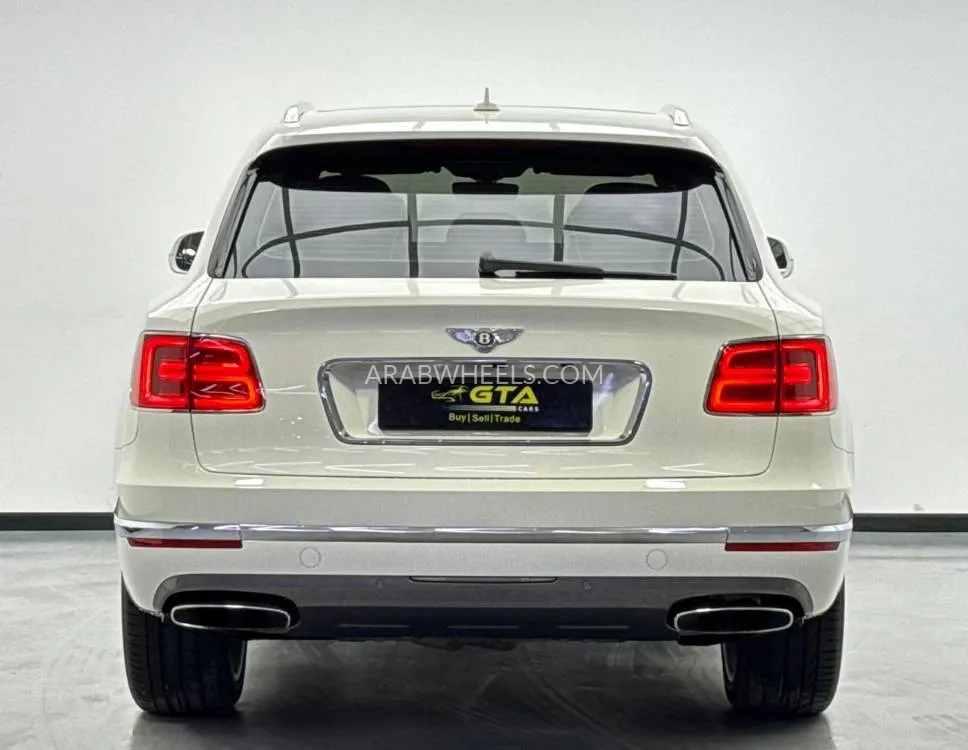 Bentley Bentayga 2019 for Sale in Dubai Image-5