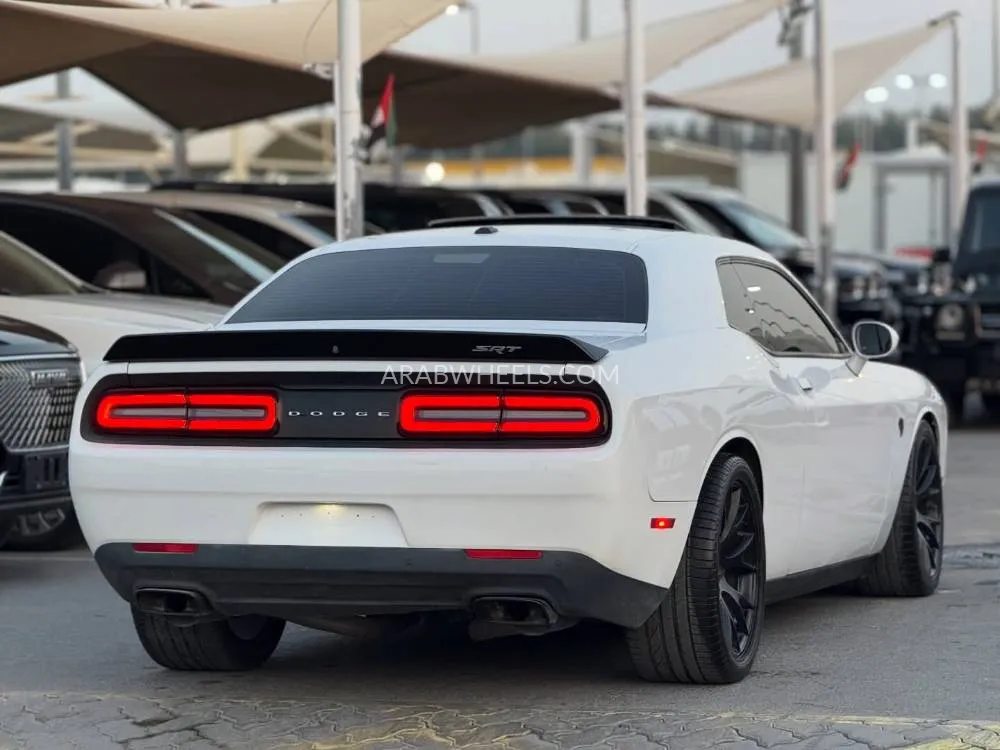 دودج تشالينجر 2016 for Sale in الشارقة Image-6