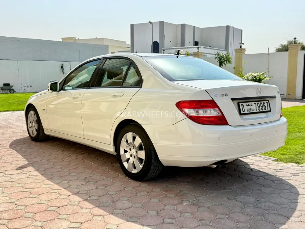 Mercedes Benz C Class 2011 for Sale in Dubai Image-6