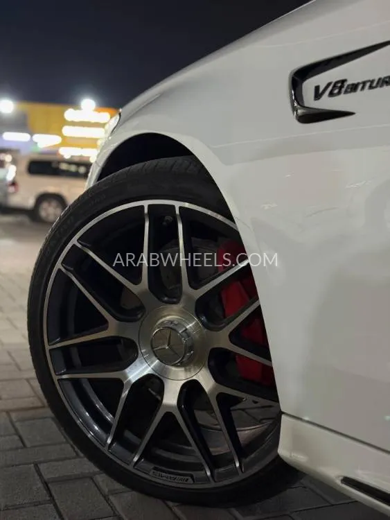 مرسيدس بنز كلاس C 2017 for Sale in الشارقة Image-2