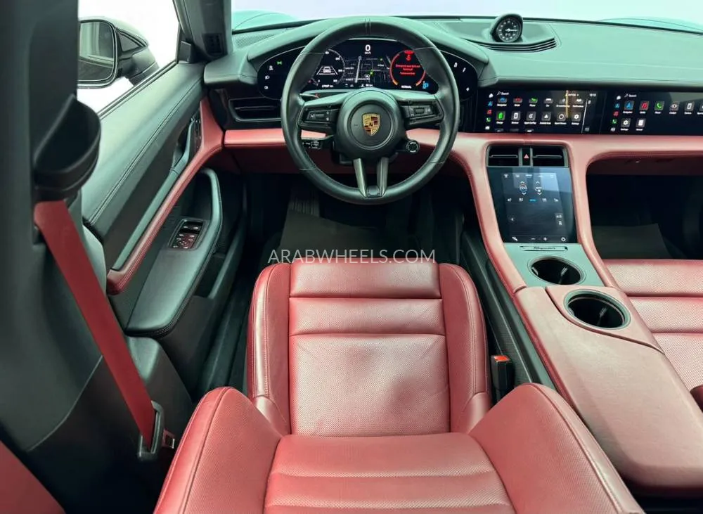 بورشه تايكان 2024 for Sale in دبي Image-8