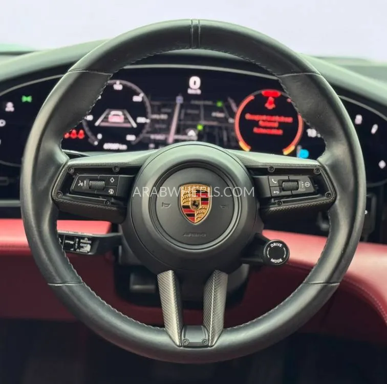بورشه تايكان 2024 for Sale in دبي Image-9