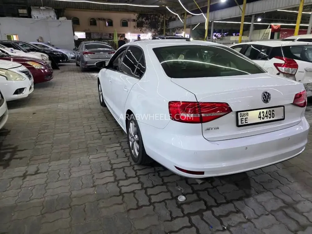 Volkswagen Jetta 2016 for Sale in Ajman Image-2