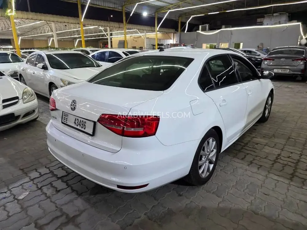 Volkswagen Jetta 2016 for Sale in Ajman Image-7