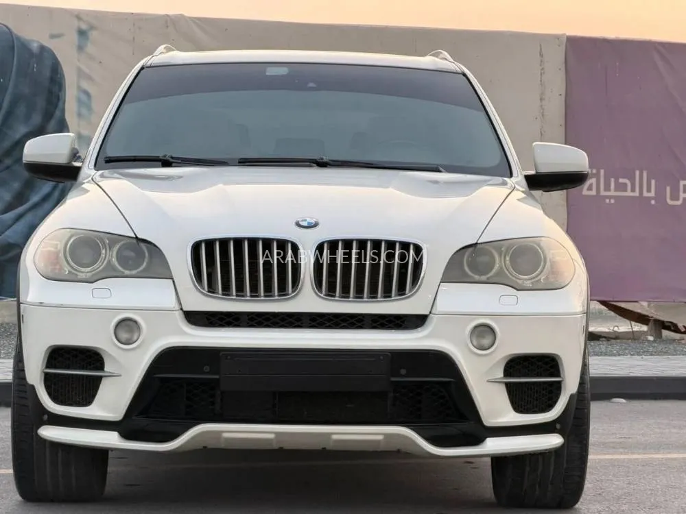 BMW iX5 2011 for Sale in Sharjah Image-18