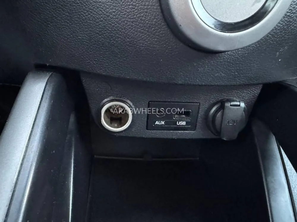 هيونداي فيلوسستر 2016 for Sale in الشارقة Image-14