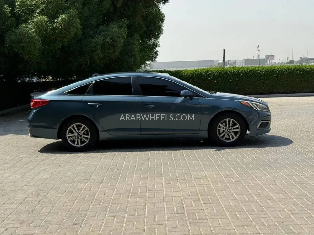 Hyundai Sonata 2017 for Sale in Sharjah Image-6