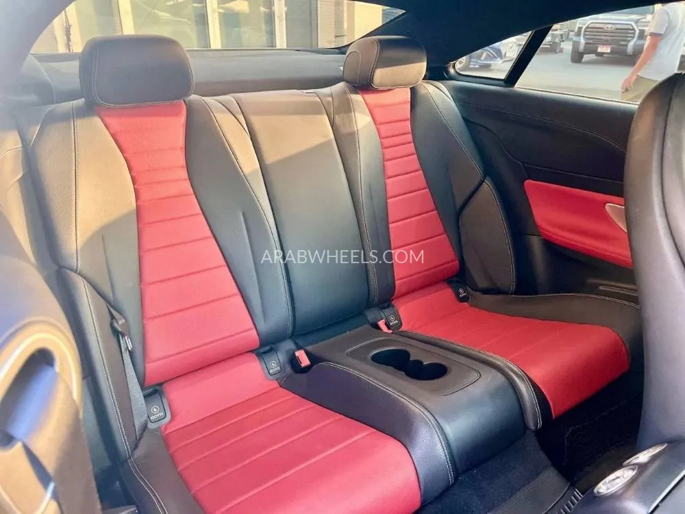 Mercedes Benz E Class 2018 for Sale in Sharjah Image-9