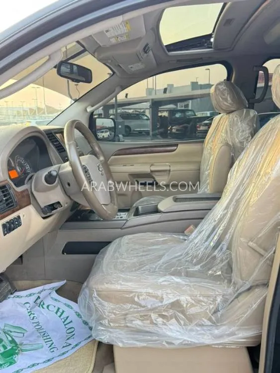 Nissan Armada 2009 for Sale in Sharjah Image-11