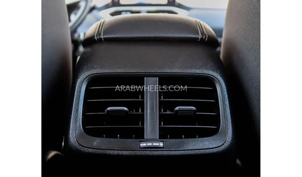 Chevrolet Captiva 2022 for Sale in Sharjah Image-15