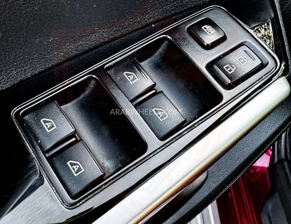 Mitsubishi Montero Sport 2022 for Sale in Sharjah Image-19