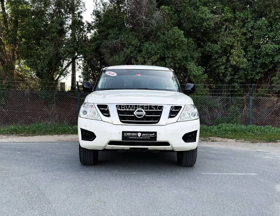 Nissan Patrol 2019 for Sale in Sharjah Image-2
