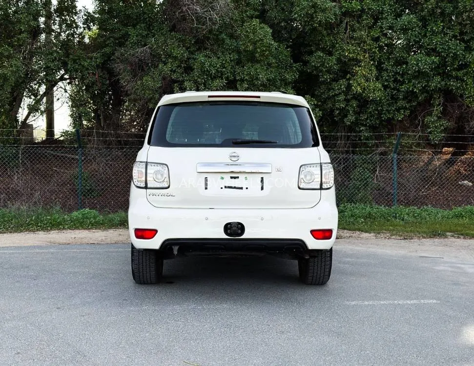 Nissan Patrol 2019 for Sale in Sharjah Image-5