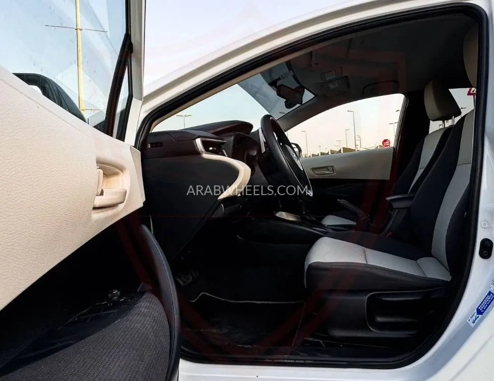 Toyota Corolla 2024 for Sale in Sharjah Image-7