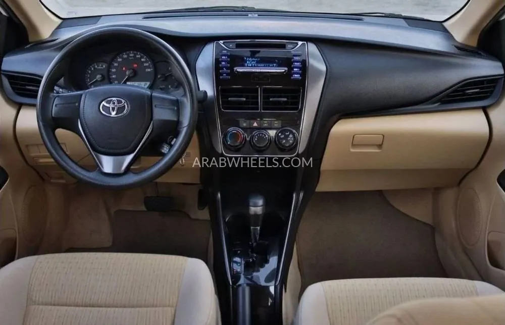Toyota Yaris 2022 for Sale in Sharjah Image-10