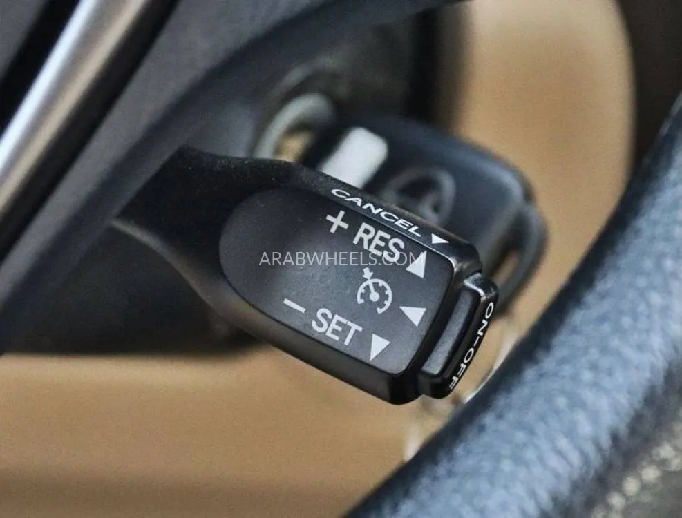 Toyota Yaris 2022 for Sale in Sharjah Image-12