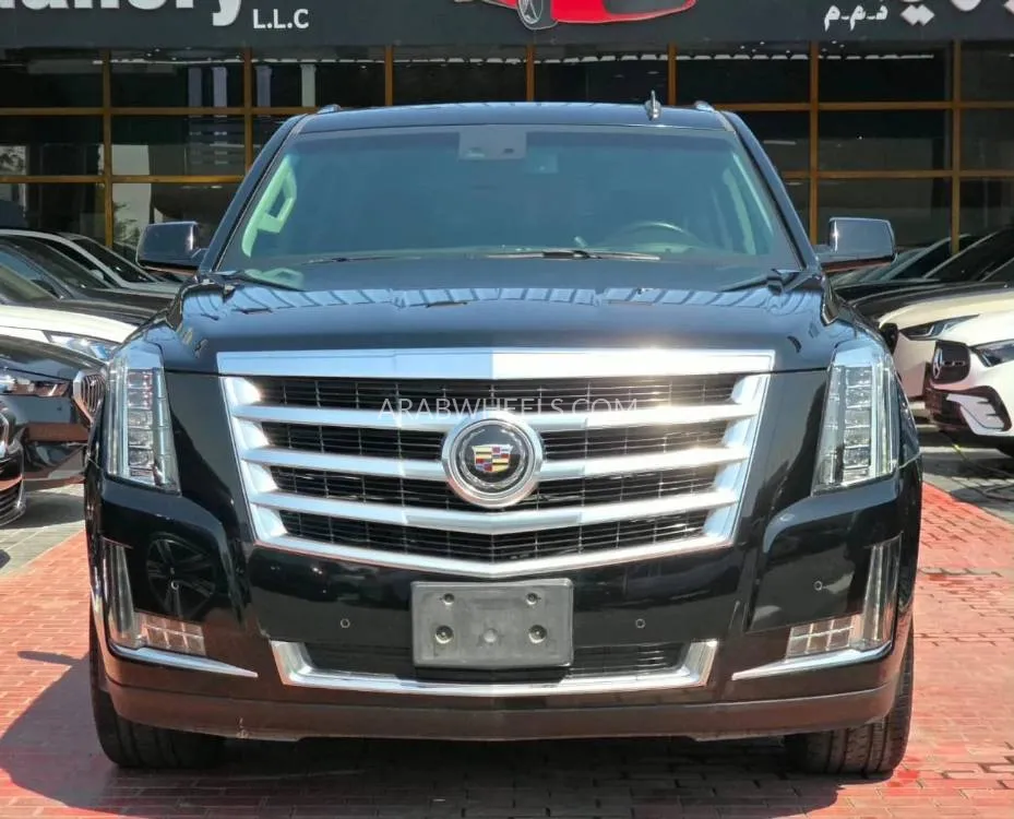 Cadillac Escalade 2015 for Sale in Dubai Image-2
