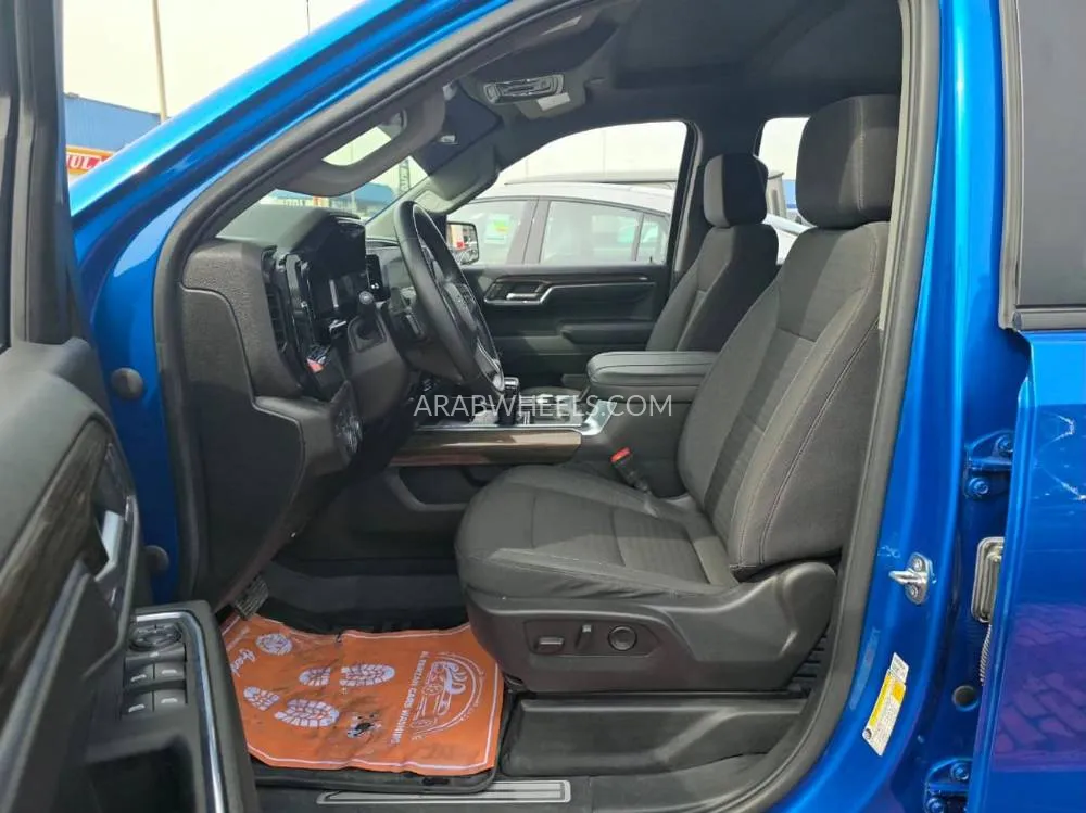 Chevrolet Silverado 2024 for Sale in Dubai Image-14