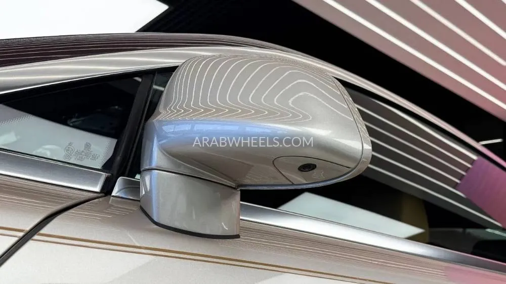 Rolls Royce Wraith 2019 for Sale in Dubai Image-24